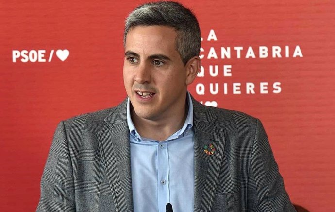 Archivo - El secretario general del PSOE de Cantabria y vicepresidente del Gobierno regional, Pablo Zuloaga.- Archivo