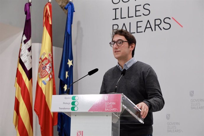 El portavoz del Govern y conseller de Modelo Económico, Turismo y Trabajo, Iago Negueruela.