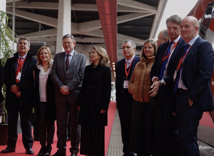 Llegada desde Madrid del viaje inaugural de Iryo, en la estación Joaquín Sorolla de Valncia