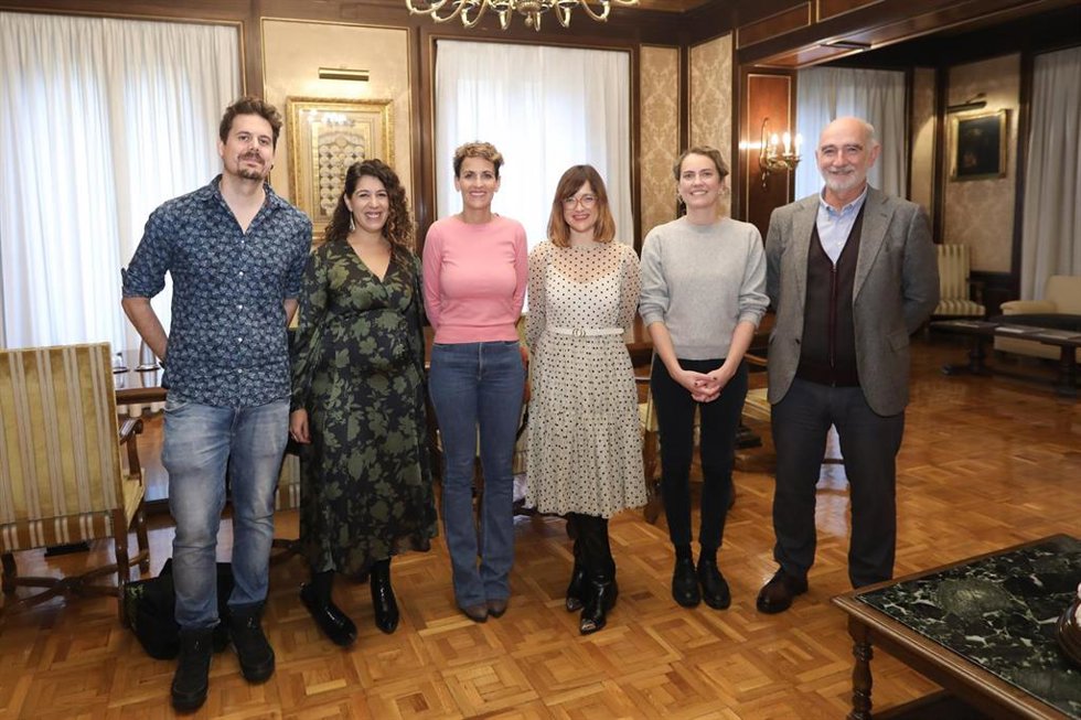 Chivite junto a representantes de Koine-Aequalitas.