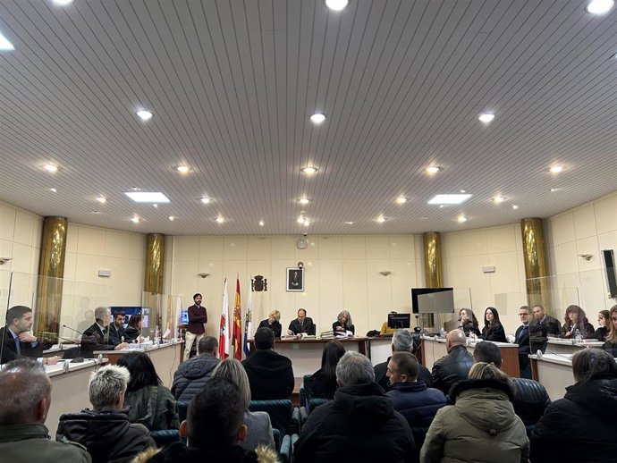 La Audiencia juzga a 17 personas por defraudación a la Seguridad Social.