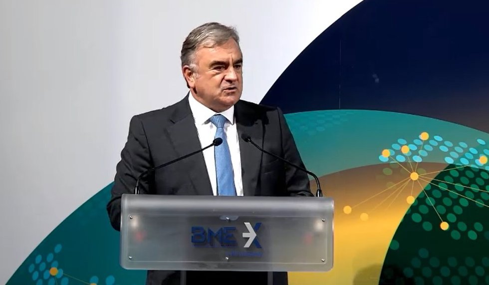Archivo - El consejero delegado de BME, Javier Hernani, en el Foro Latibex