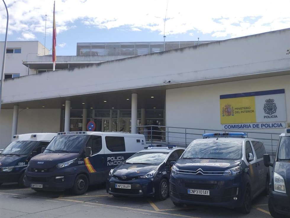 Archivo - Comisaría de la Policía Nacional en Huelva
