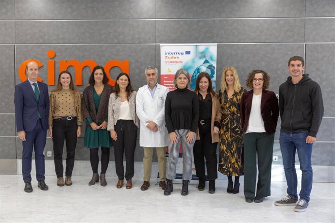 Felipe Prósper, Uzuri Urtaza (Leartiker), Uxue Itoiz, Beatriz Pelacho (Cima Universidad de Navarra), Antonio Pineda (director científico del Cima Universidad de Navarra) y Ane Miren Zaldua (Leartiker), junto a varios de los ponentes en el encuentro.