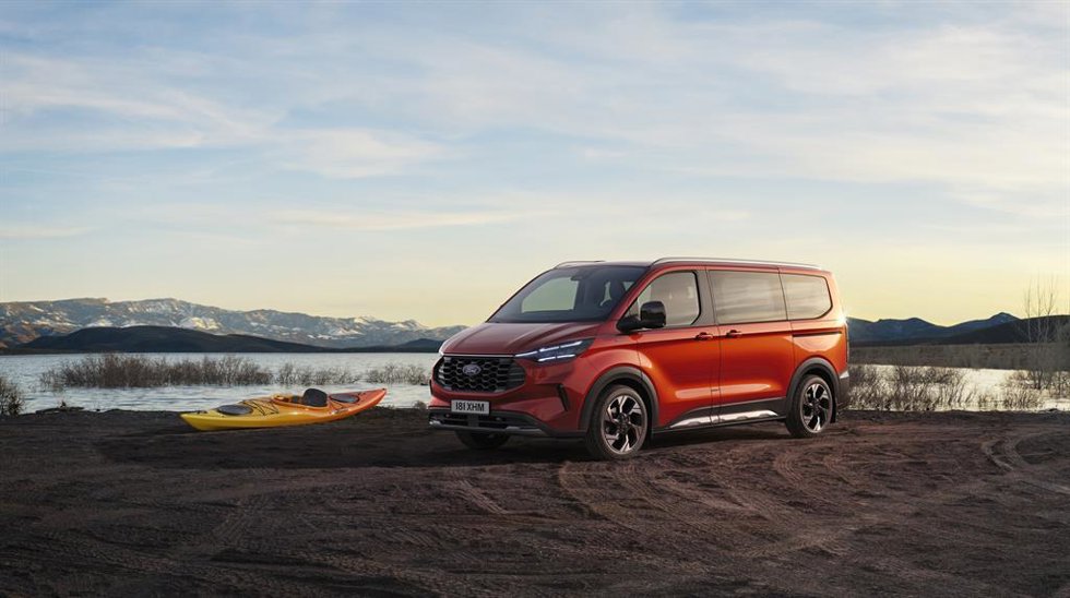 El nuevo Ford E-Tourneo Custom