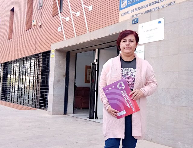 Viceportavoz de Unidas Podemos y concejala de Podemos Málaga, Paqui Macías, presenta una moción a pleno en la que piden un aumento del 20% en la partida destinada a Servicios Sociales Comunitarios en los próximos presupuestos municipales