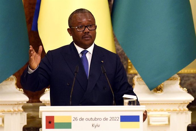 El presidente de Guinea Bissau, Umaro Sissoco Embaló, en una visita a Ucrania con motivo de la invasión rusa.