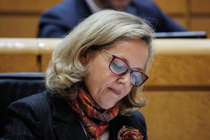 La vicepresidenta primera y ministra de Asuntos Económicos y Transformación Digital, Nadia Calviño, durante la sesión de control al Gobierno en el Senado