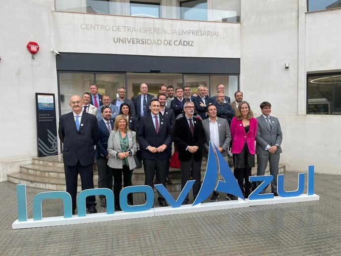 El consejero de Universidad, Investigación e Innovación, José Carlos Gómez Villamandos,  en la presentación de Innovazul 2022, en Cádiz