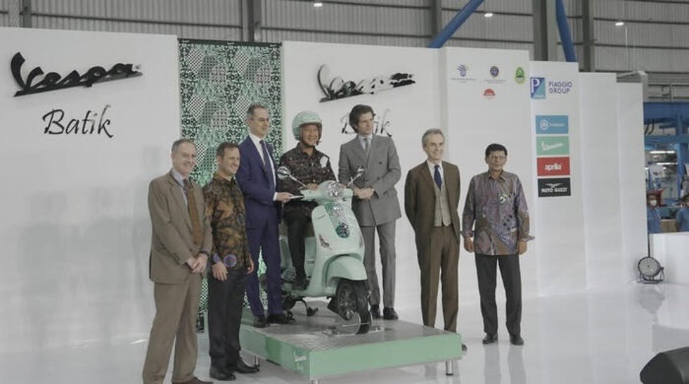 Inauguración de la planta de Piaggio en Yakarta (Indonesia)
