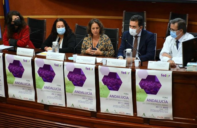 Catalina García destaca que Salud destina un millón de euros a la investigación de las enfermedades raras