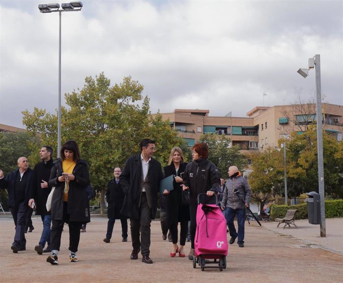 Inicio de renovación de luminarias en el Zaidín