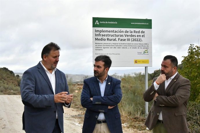 Visita del delegado de Sostenibilidad, Medio Ambiente y Economía Azul de la Junta en Granada, Manuel Francisco García.