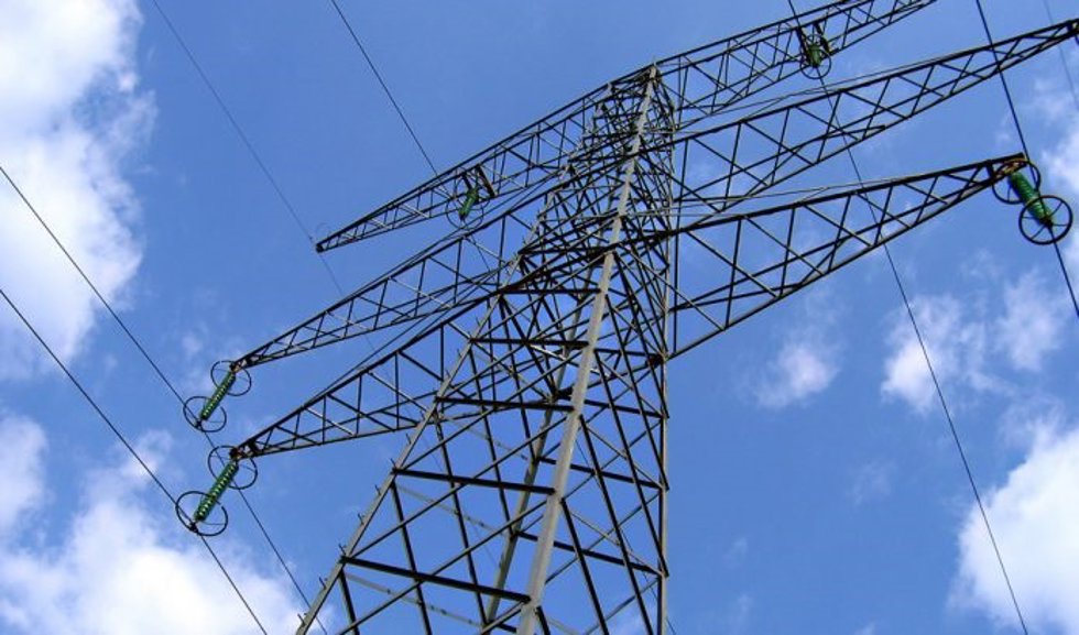 Archivo - Imagen de recurso de una torre de electricidad, archivo