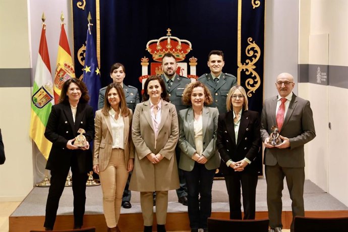 Galaronados y autoridades en los premios Meninas