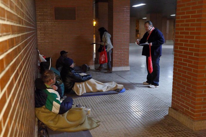 Cruz Roja actualizará durante la tarde y la noche del jueves 24 de noviembre al viernes 25 el censo de personas sin techo en la ciudad de Zaragoza.