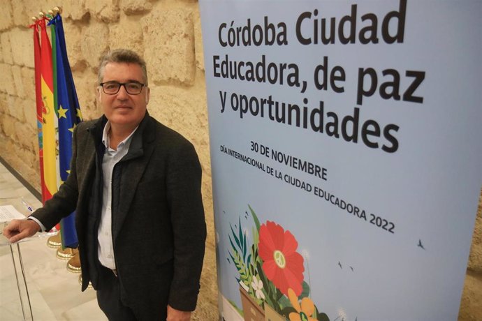 El teniente de alcalde delegado de Educación e Infancia, Manuel Torrejimeno.