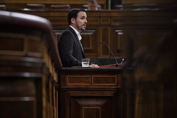 El ministro de Consumo, Alberto Garzón, interviene en una sesión plenaria en el Congreso de los Diputados, a 23 de noviembre de 2022, en Madrid (España). Los Presupuestos Generales del Estado (PGE) para 2023 llegaron al Pleno del Congreso de los Diputad