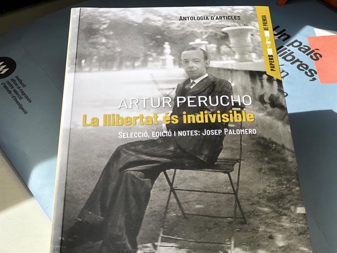 La Institució Alfons el Magnnim-Centre Valenci d'Estudis i d'Investigació (Magnnim) edita 'La llibertat és indivisible', una selección de los 107 artículos que ha preparado el académico Josep Palomero sobre la vida y obra de Artur Perucho,