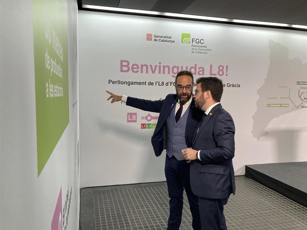 El presidente de la Generalitat, Pere Aragons, y el conseller de Territorio, Juli Fernández.