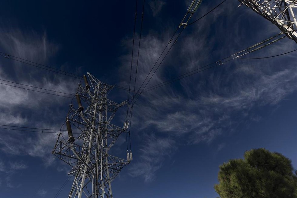 Archivo - Una torre eléctrica