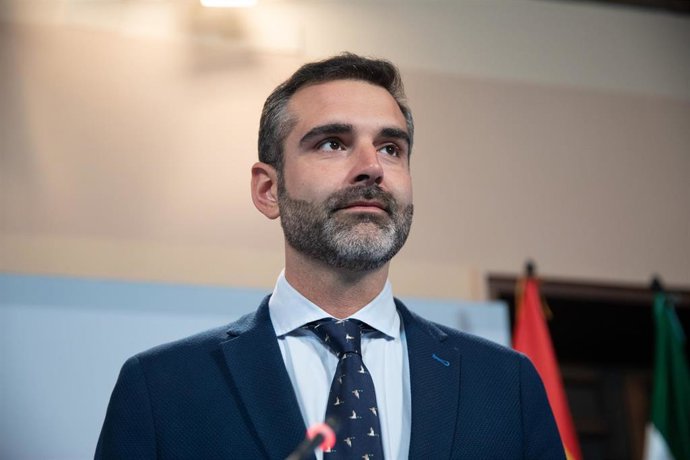 Imagen de archivo del consejero de Sostenibilidad, Medio Ambiente y Economía Azul y portavoz del Gobierno, Ramón Fernández-Pacheco.