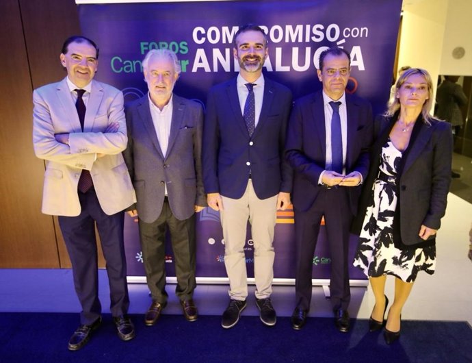 El consejero de Sostenibilidad, Medio Ambiente y Economía Azul y portavoz del Gobierno andaluz, Ramón Fernández-Pacheco, en el Encuentro 'Ideas para una Andalucía sostenible', en Sevilla