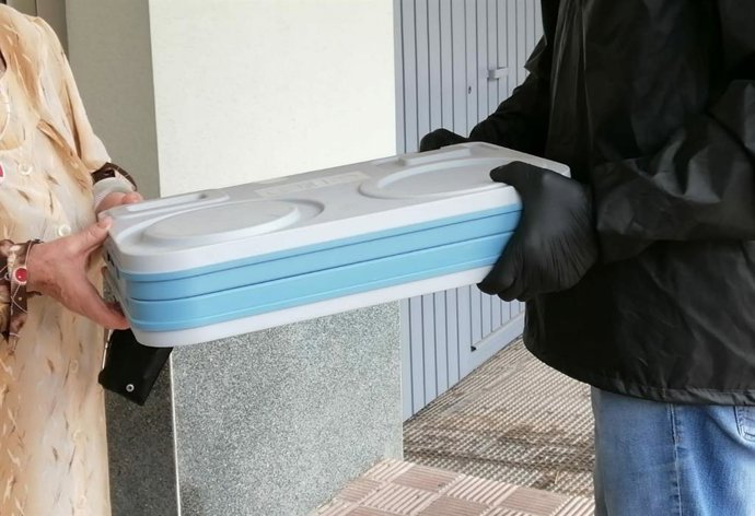 Archivo - Servicio de Comida a Domicilio del Ayuntamiento de Valdepeñas.