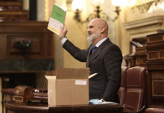 Archivo - El diputado de Vox, Víctor Manuel Sánchez del Real,en un debate de presupuestos en el Congreso 