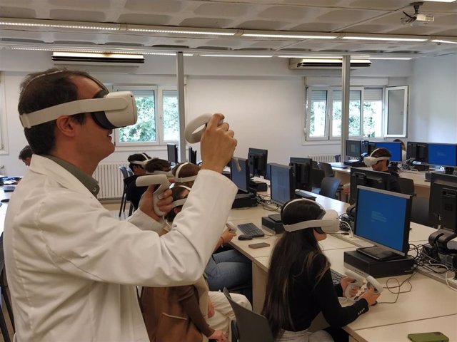 La Universidad De Navarra Apuesta Por Una Enseñanza En Realidad Virtual