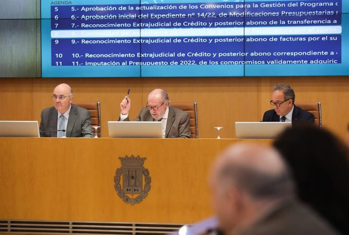 El presidente de la Diputación, Fernando Rodríguez Villalobos, en el Pleno ordinario de noviembre celebrado este jueves 24.