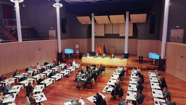Pleno de la Diputación de Barcelona.