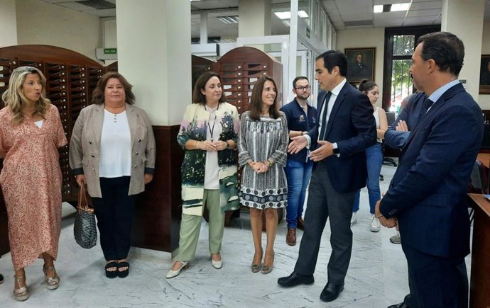 El consejero de Justicia, José Antonio Nieto, en una visita reciente a una de las dependencias judiciales de la provincia.