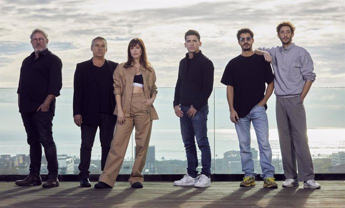 Mano de Hierro, la serie de Netflix sobre narcotráfico con Jaime Lorente y Natalia de Molina, comienza su rodaje
