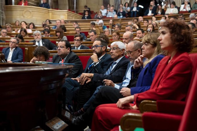 Archivo - El conseller de Salud, Manel Balcells, en un pleno del Parlament en una foto de archivo