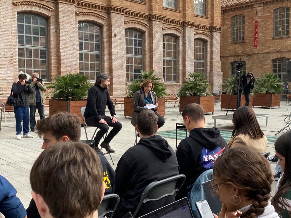 La alcaldesa Ada Colau en un acto del Diari de Barcelona en el campus de Comunicación de la Universitat Pompeu Fabra.