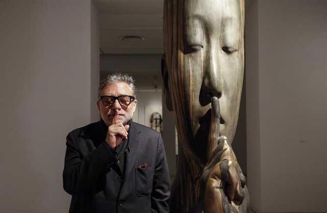 El escultor Jaume Plensa, en Fundación Bancaja, presenta la exposición 'Jaume Plensa. Poesía del silencio', una de las retrospectivas más completas del artista