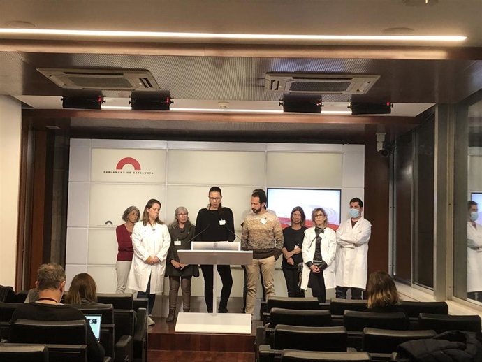 Rueda de presa de la Mesa sindical de la sanidad de Catalunya este jueves en el Parlament.