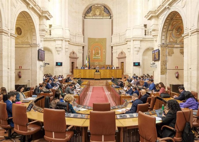Salón de Plenos del Parlamento andaluz.