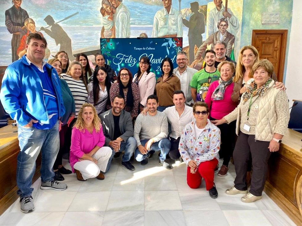 Rincón de la Victoria enciende la Navidad fomentando la participación de las asociaciones y colectivos del municipio.