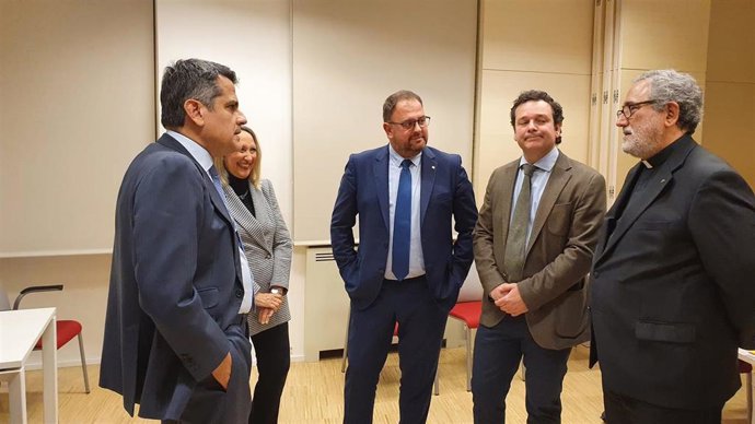 El alcalde de Mérida, en la presentación del libro en Roma.