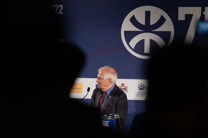 El Alto Representante de la UE Josep Borrell, interviene durante el VII Foro regional de la Unión por el Mediterráneo (UpM), a 24 de noviembre de 2022, en Barcelona, Catalunya (España).