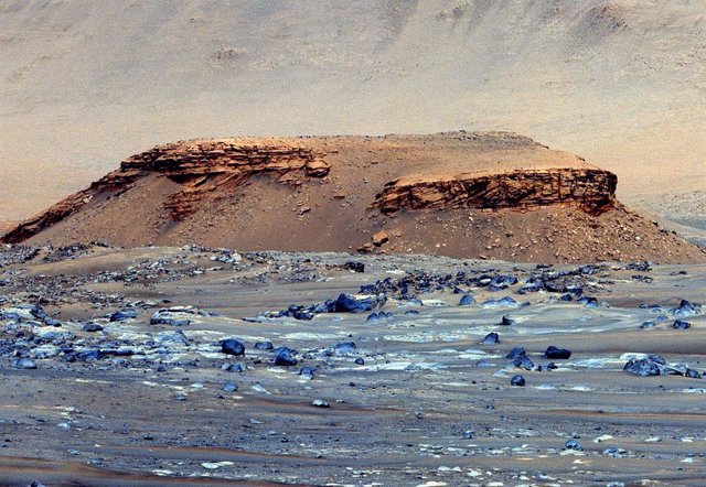 Paisaje del cráter Jezero de Marte
