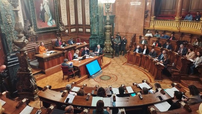 Pleno del Ayuntamiento de Barcelona.