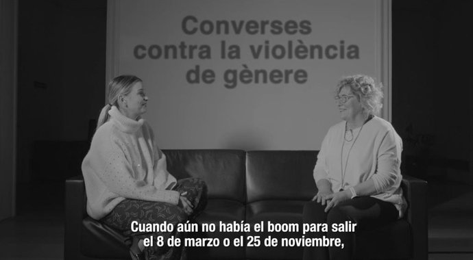 La presidenta del PP, Marga Prohens, durante las conversaciones.