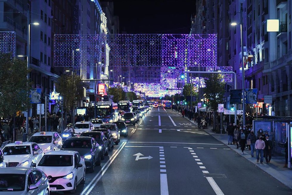 Archivo - Luces de Navidad en Madrid.