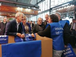 El conseller Carles Campuzano i el tinent d'alcalde Jaume Collboni en l'inici del Gran Recapte