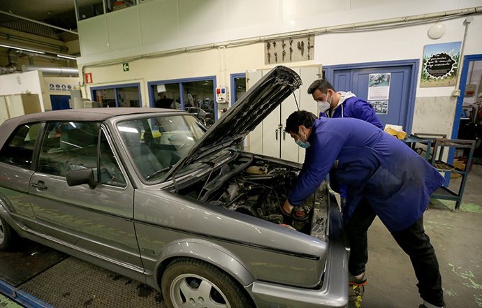 Archivo - Prácticas en un ciclo de Automoción