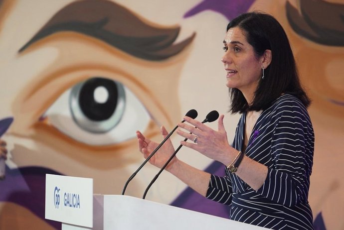 La secretaria xeral del PPdeG, Paula Prado, en su intervención en el acto del 25N del PPdeG: "Somos igualdade"