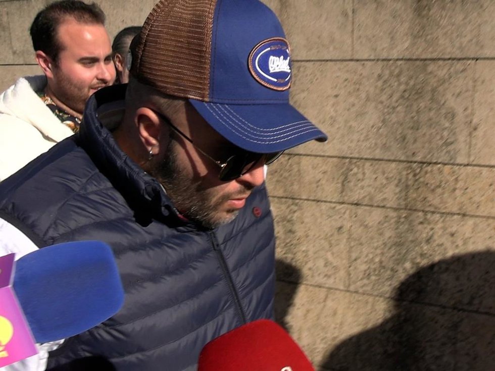 KIKO RIVERA LLEGA AL TANATORIO DONDE SE ENCUENTRAN LOS RESTOS MORTALES DE SU TÍO BERNARDO PANTOJA
